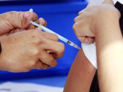 Las vacunas se aplicarán de manera gratuita en la Cruz Verde “Delgadillo Araujo”, y en la Casa de Salud de Santa Cecilia. A. GARCÍA  /