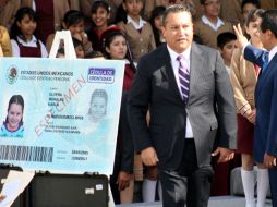 Francisco Blakepuso en marcha en la Entidad el programa de Cédula de Identidad para Menores donde llamó a protegerlos. NTX  /