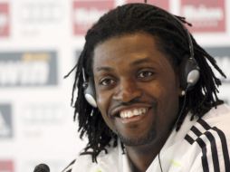 Emmanuel Adebayor se mostró muy contento en una rueda de presa a pocos días de su llegada al Real Madrid. EFE  /