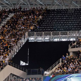 Presentan demanda por la falta de asientos