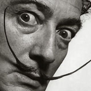 Bate marca una creación de Salvador Dalí al ser subastada