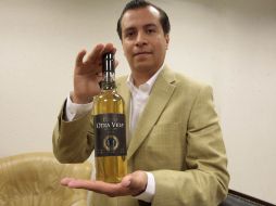 Alfonso Azpeitia, director administrativo y ventas del tequila ''Otra vida''. S. NÚÑEZ  /