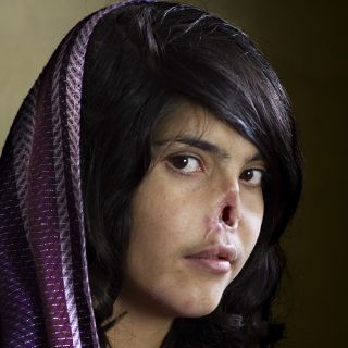 Fotografía de mujer afgana es acreedora al premio World Press Photo