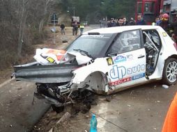 Auto que manejaba el piloto polaco quien ya piensa en su regreso después del grave accidente que sufrió el pasado fin de semana. AP  /