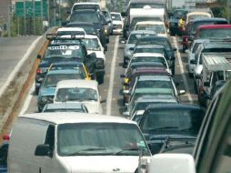 En Ciudad Juárez, Chihuahua, circulan alrededor de 100 mil vehículos de los cuales se desconoce la información mínima. ARCHIVO  /