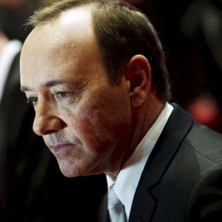 Kevin Spacey y Irons son banqueros en Festival de Berlín