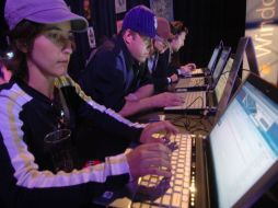 Se dice que las revueltas populares son impulsadas en mayor medida por la comunicación a través de internet. ARCHIVO  /