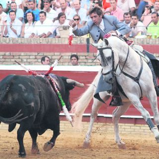 Pablo Hermoso llega a la Nuevo Progreso