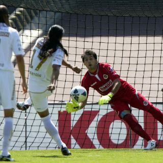 Michel reconoce que tuvo fortuna para detener el penal