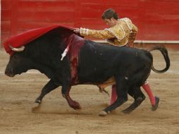 Octavio García “El Payo”, pudo lucirse con su segundo enemigo de la tarde. M. FREYRÍA  /