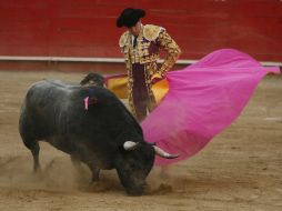 José Mauricio tuvo el toro de ensueño para la faena ideal, pero se le fue. M. FREYRÍA  /