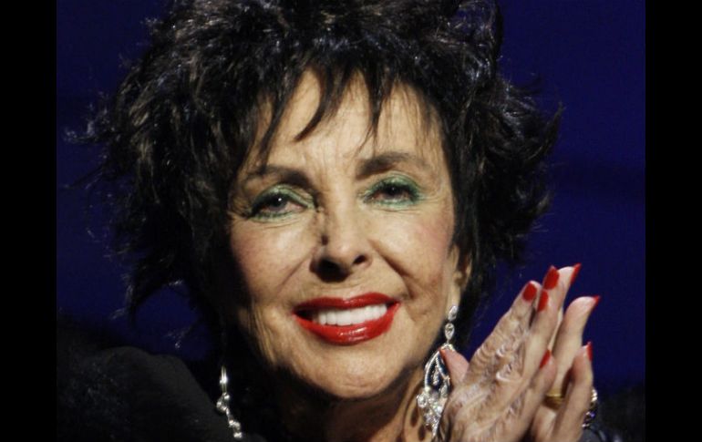 Taylor ha superado en los últimos años problemas de espalda, varias operaciones de cadera y un tumor benigno en el cerebro.AP  /