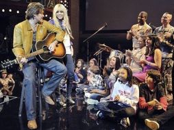 Billy Ray señala que el show destruyó a su familia. AP  /