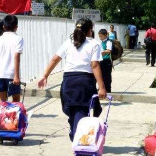 Avala ABM decreto para deducir colegiaturas