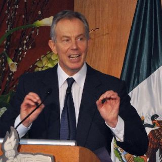 Tony Blair respalda lucha anticrimen de México