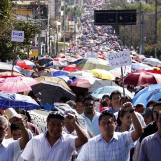 Cué afirma que el PRI se resiste a morir en Oaxaca