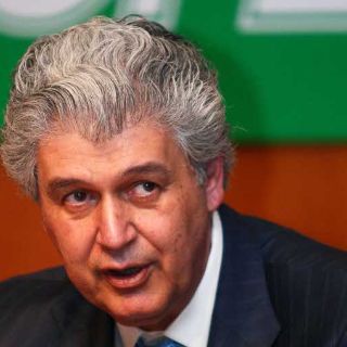 Elías Ayub se despide de la CFE