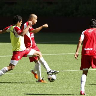 Bautista, en duda para jugar ante Pachuca