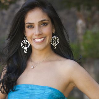 Sandra Echeverría dice volver por la puerta grande