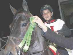 El joven jinete del CEI, Hissam Quintero, conquistó la prueba Poker, aunque no ganó el concurso de disfraces. M. FREYRÍA  /