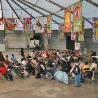 Faro Tláhuac instalará en muro cartas de amor no entregadas