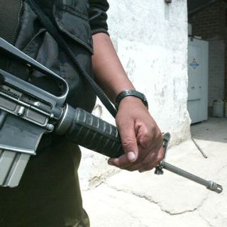 Detienen a cuatro personas con arsenal en Acapulco