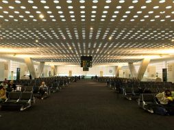 La Terminal 2 del aeropuerto Benito Juárez de México DF se ha trasladado a Madrid en forma de exposición. BIENALIBEROAMERICANA.ORG  /