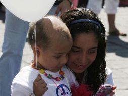 Los niños conmemoraron el Día Internacional del Cáncer Infantil. EL UNIVERSAL  /