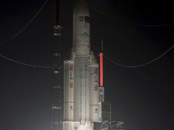 El carguero europeo transporta más de 7.1 toneladas de carga vital para los tripulantes del laboratorio orbital. EFE  /