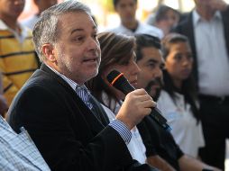 El gobernador de Jalisco, Emilio González señala que no se aferra al proyecto. S. NÚÑEZ  /
