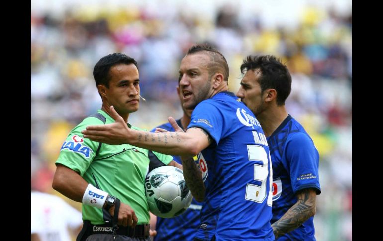 El delantero se perderá los choques ante Toluca y Santos. MEXSPORT  /