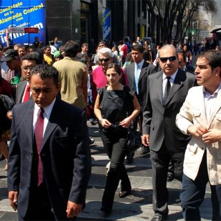 Carlos Slim pasea como un capitalino más