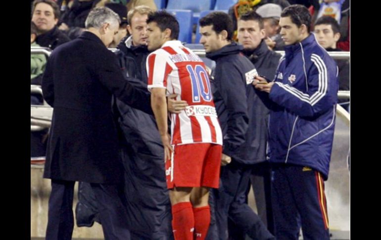 Sergio 'Kun' Agüero se lesionó el pasado sábado en el duelo ante el Zaragoza. EFE  /