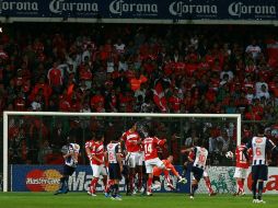 Osvaldo Martínez (10) logró el único gol del encuentro, al minuto 82. MEXSPORT  /