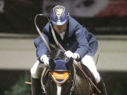 Alberto Aldana, a lomos de 'Santa María', ganó el segundo lugar de la prueba disputada bajo la modalidad 'Winning Round'. A. CAMACHO  /