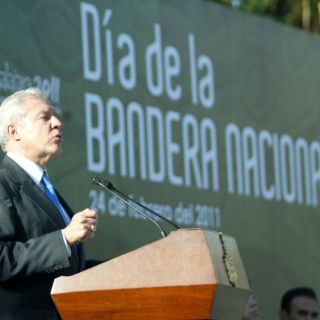 Ejecutivo, abierto a revisar propuestas alternas a la Vía Express