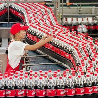 Ganancia de la mexicana FEMSA sube 21 por ciento