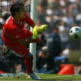 Chivas listo, pero sin Luis Michel