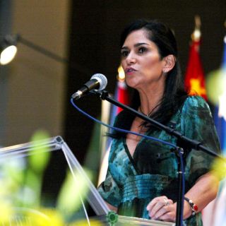 Urge mayor empoderamiento de las mujeres contra la violencia: Lydia Cacho