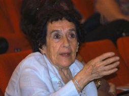 Inició su carrera hacia 1952, cuando llevó a cabo sus primeras piezas, consistentes en comedias ligeras como 'Carolina'. ESPECIAL  /