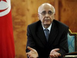 Mohamed Ghanuchi continuó al frente del Gobierno tunecino tras la huida del país el pasado 14 de enero de Ben Alí. EFE  /