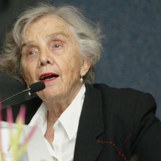 Universidad de París reconoce a dos intelectuales mexicanos