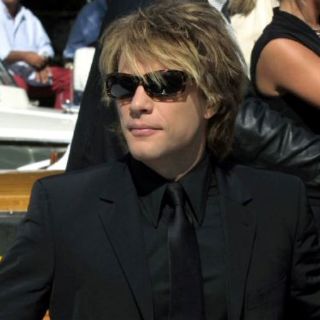 Cumplirá Jon Bon Jovi 49 años