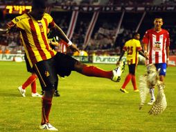 El incidente ocurrió durante un partido de la liga colombiana entre el Deportivo Pereira y el Atlético Junior. ESPECIAL  /