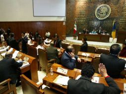 La falta de tiempo es un impedimento para que los legisladores incluyan varios temas en las reformas. ARCHIVO  /