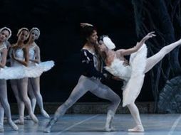 La página web del Ballet Nacional de Cuba sigue manteniendo a Elier Bourzac como el primer bailarín del grupo. ESPECIAL  /