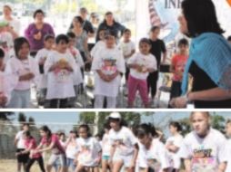 Los corredores más pequeños ejercitaron la imaginación en el stand de INFOlectura. ESPECIAL  /