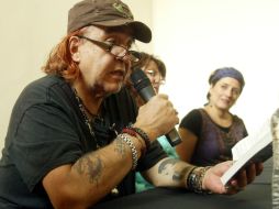 El autor invitó a los asistentes a disfrutar los cuentos más que analizarlos. A. HINOJOSA  /