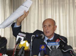 El ministro de Desarrollo Regional de Túnez, Ahmed Nayib Chebbi, tras su dimisión en Túnez. EFE  /