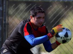 Miguel Pinto considera que los rojinegros deben evitar el descenso antes que pensar en la Liguilla. MEXSPORT  /